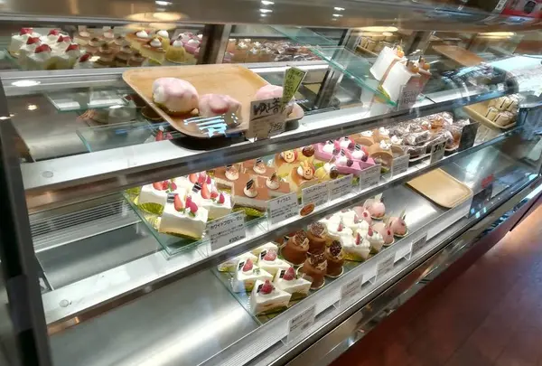 ケーキ工房 かしの実