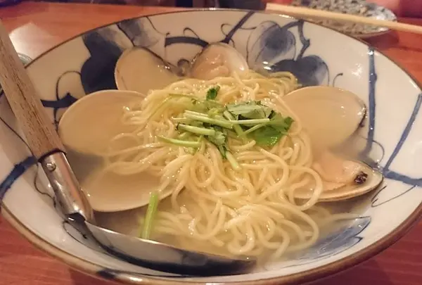 ごぼうのてっぺん(貝専門炉端焼の店)