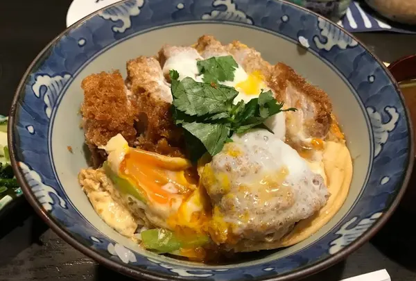 とんかつ やまいち