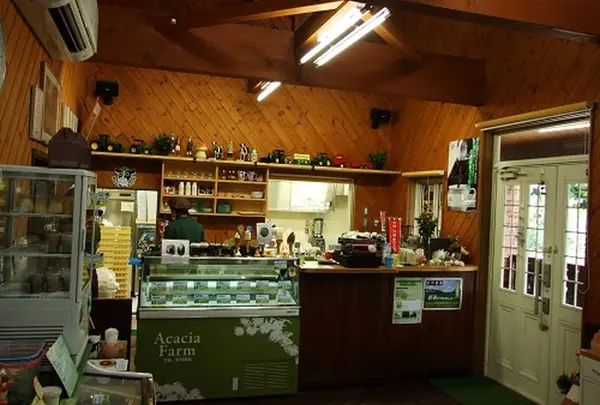 アケイシアファーム 網野本店（野村牧場）