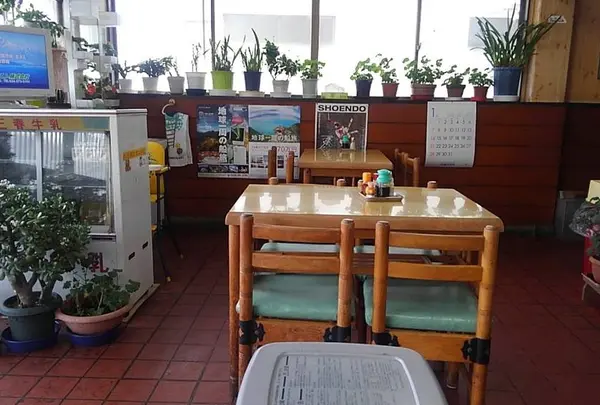 まるいち食堂