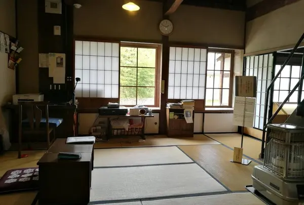 太宰治まなびの家