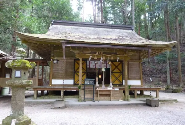 室生龍穴神社
