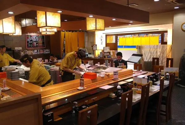 廻る富山湾 すし玉 金沢駅店