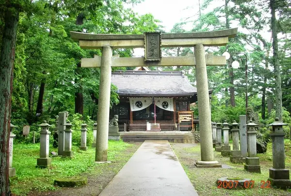 白根神社