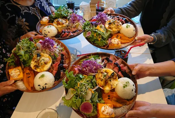 Taro's Cafe (タローズ カフェ)