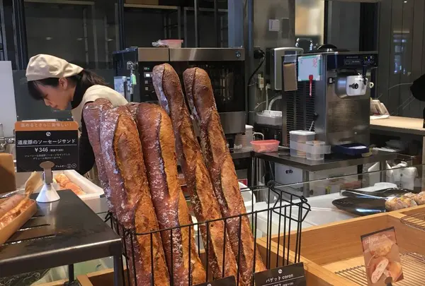 coron赤レンガテラス店