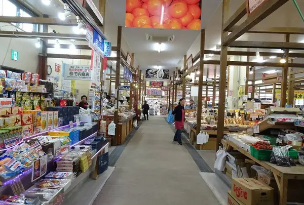 函館朝市 どんぶり横丁市場