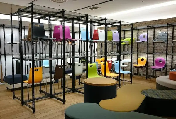 KAWAJUN Public Furniture ショールーム