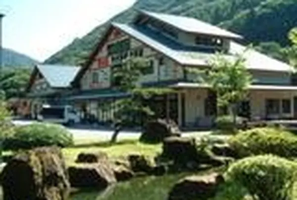 川の駅　ヤナ茶屋もがみ