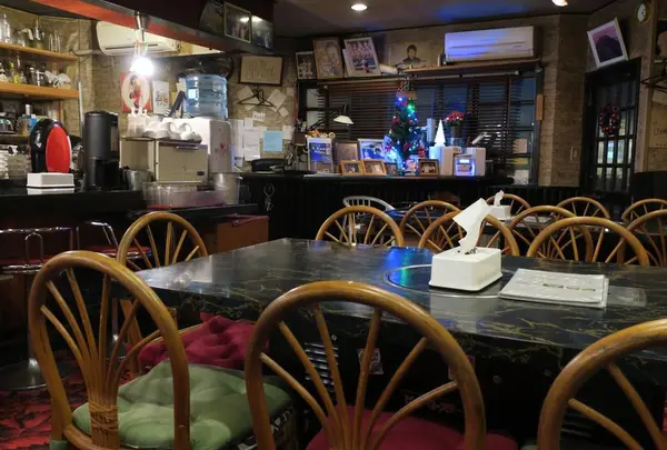 ステーキハウス亜伊由