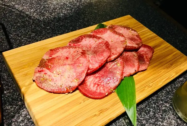 焼肉 ホルモン ひらい