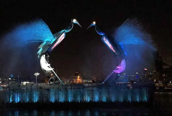 Sentosa Crane Dance