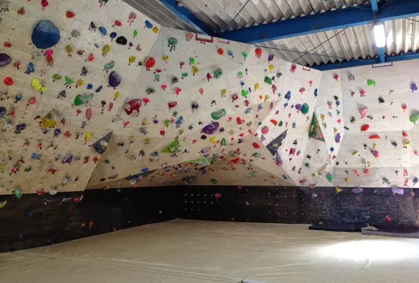 noah climbing & community