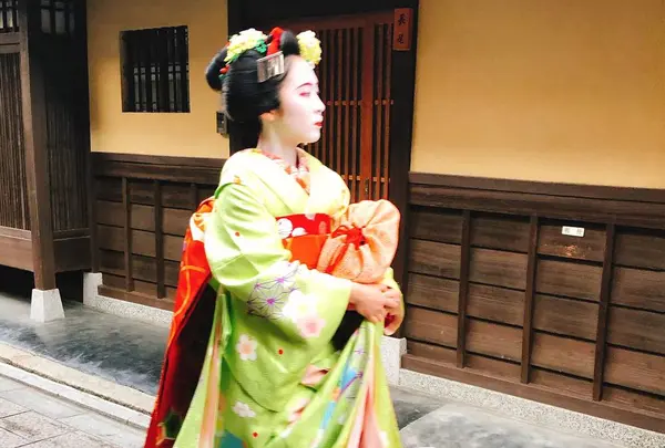 花見小路通