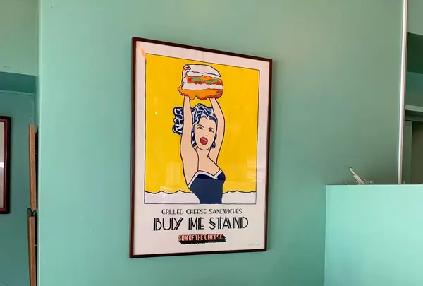 バイ ミー スタンド （BUY ME STAND）