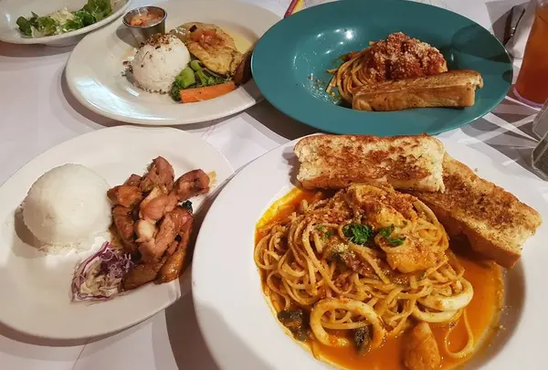 The Plaza Shopping Center