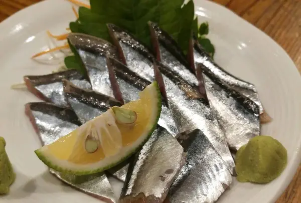 つきよし