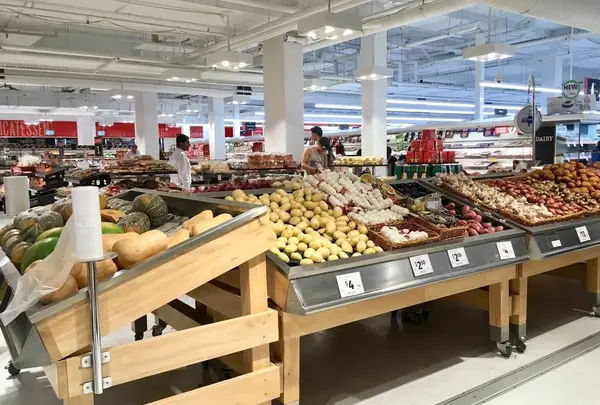 Coles World Square