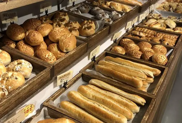 ベーカリーショップ粉こから 大手町店