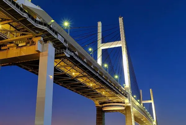 横浜ベイブリッジ