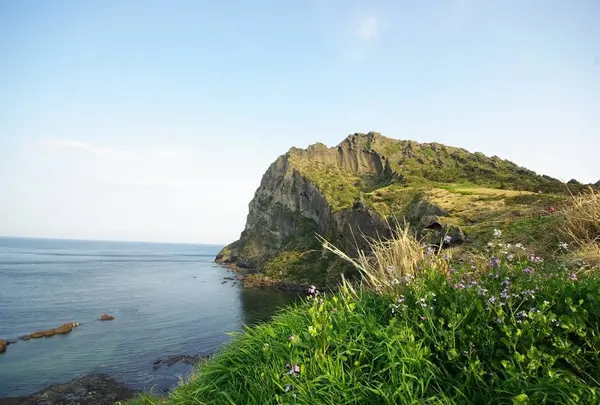 城山日出峰(ソンサンイルチュルボン)