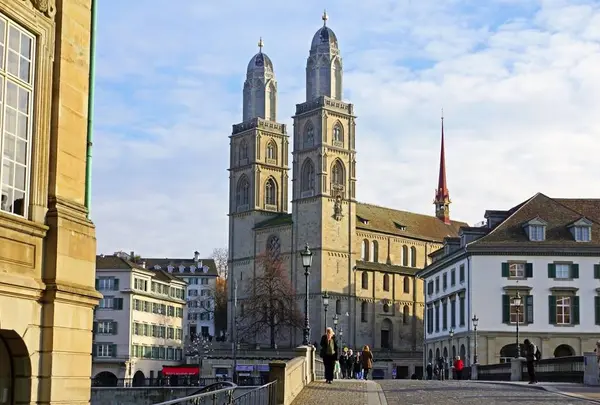 Grossmünster (グロースミュンスター)
