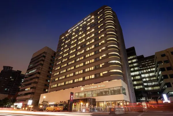 Center Mark Hotel