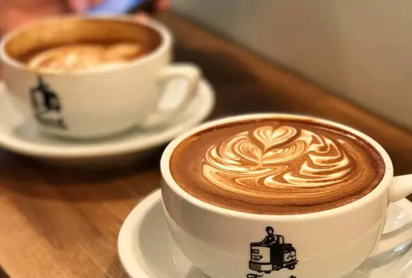 Turret Coffee （ターレットコーヒー）