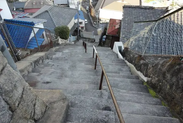 両城２００階段