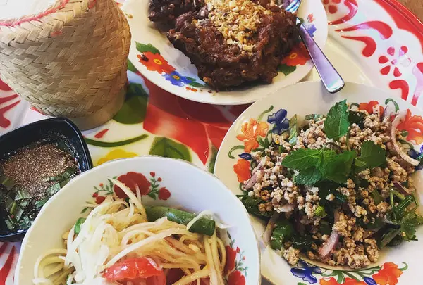 Somtum Der Yoyogi Tokyo : ソムタムダー東京