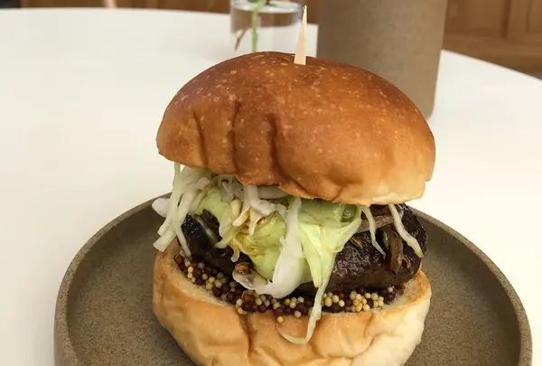 TOMMYBEEF（トミービーフ）