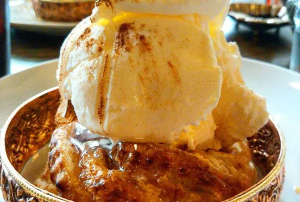 ザリガニカフェ