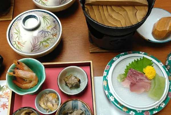 白布温泉 東屋