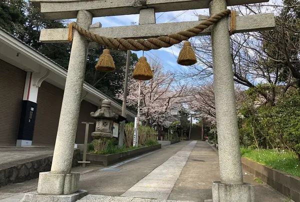 小動神社