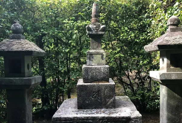 等持院
