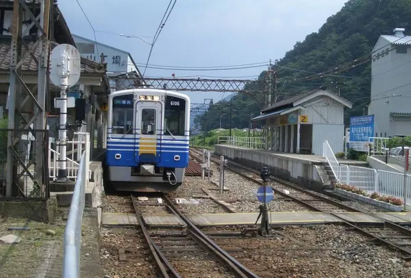 勝山駅