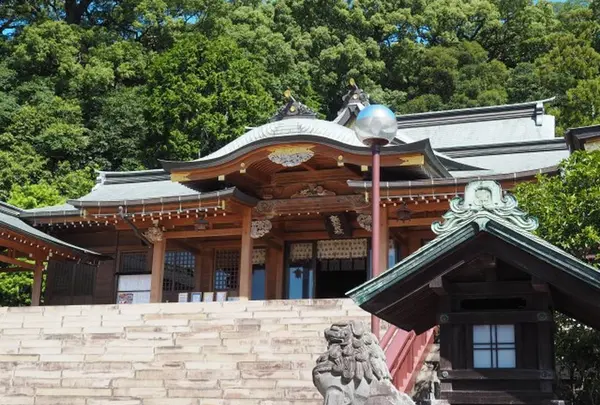 鎮西大社 諏訪神社