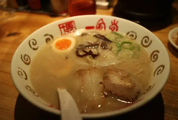 博多一風堂 大名本店の写真・動画_image_568028