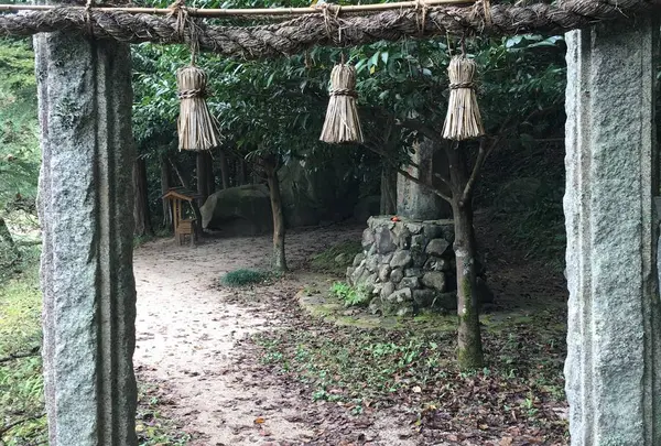 黄泉比良坂