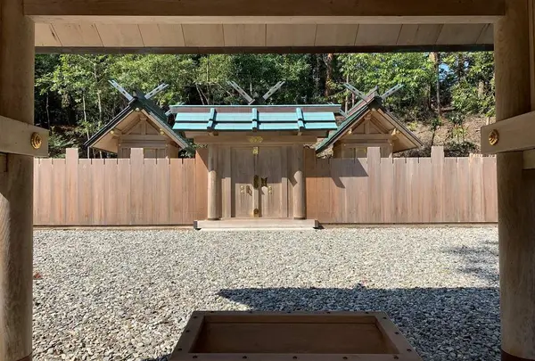 阿射加神社（小阿坂）