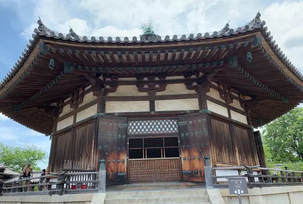 法隆寺 夢殿