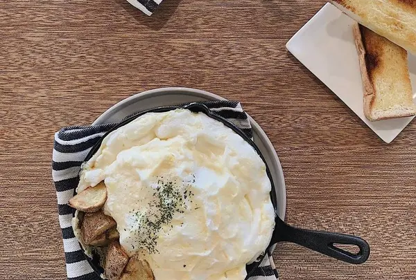 エロイーズ カフェ