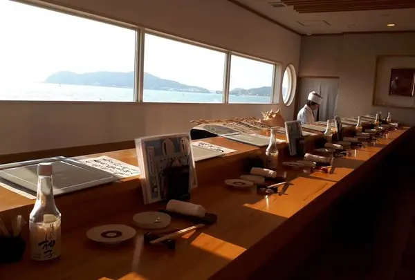 鮨屋台 海の彩
