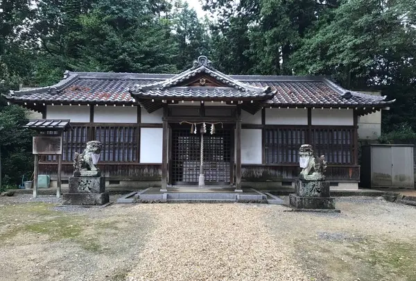 牟佐坐神社