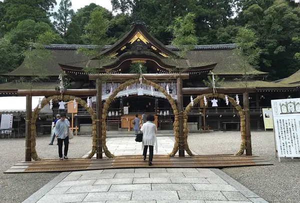 祈祷殿 儀式殿 参集殿