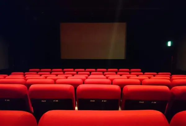 CINE QUINTO（シネクイント）