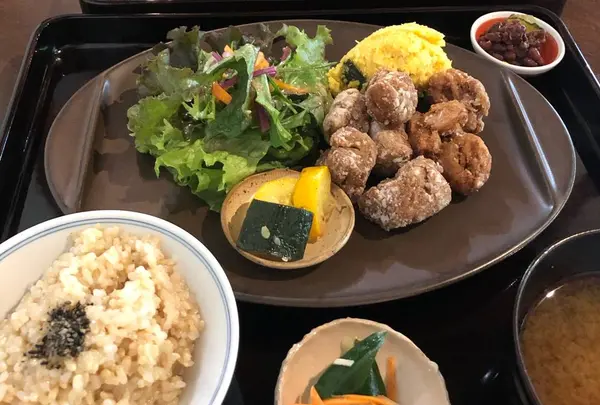 穀菜カフェ ソラフネ