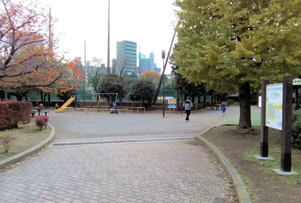 世田谷区立池尻三丁目公園
