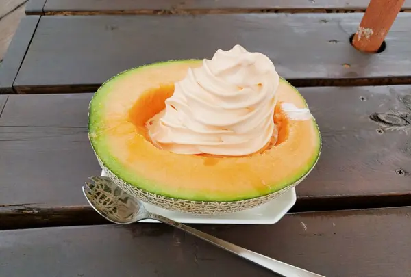 （有）とみたメロンハウス